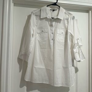 Women’s white 3-4 sleeve shirt.